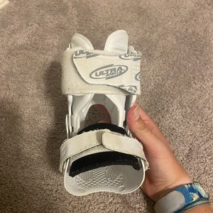 ultra ankle braces